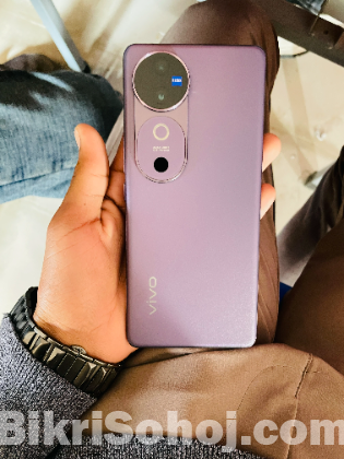 Vivo V40 Zeiss 8/128